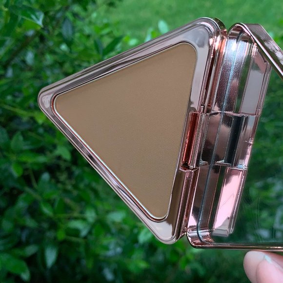LYS Beauty No Limits Matte Bronzer in Harmony (Medium) - Picture 9 of 12
